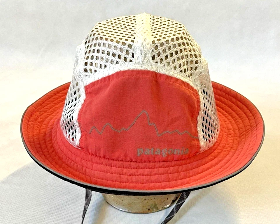 Coral Patagonia Malla Cubo Sombrero Gorra Unisex Hombre Nylon Pico de Pato Fitz Roy Skyline  Foto 1 de 4