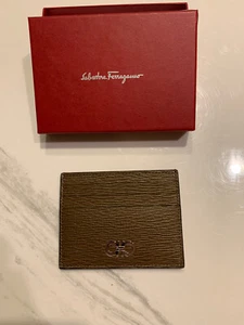 New Auth Salvatore Ferragamo Men Brown Wallet Card Holder ID Gancini Logo $325 - Picture 1 of 4