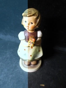 Hummel Goebel Figurine For Mother 257 TMK 5 Made in Germany F48 QQ - Imagen 1 de 3