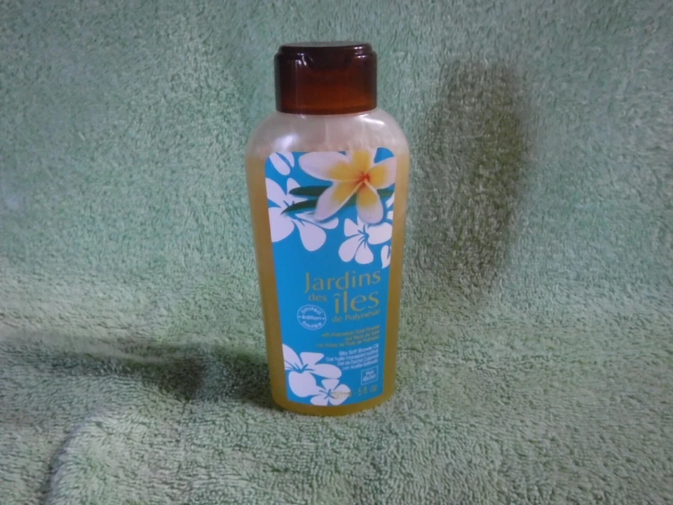 Rare Yves Rocher Jardins des iles de Polynesie Silky Soft Tiare shower Oil 5 oz  - Image 1 of 1
