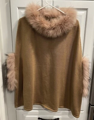 Pulôver PONCHO CAPA APARADA PELE FEMININA LT LOVE TOKEN VAREJO US$ 369 tamanho M/G - Imagem 1 de 4