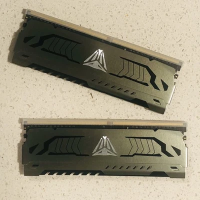 Patriot Viper Steel 16GB (2 x 8GB) DDR4-4133 1.34V CL19 memory kit PVS416G440C9K - Image 1 of 4