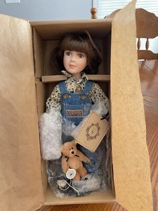 Yesterdays’ Child The Boyd’s Collection “Paige” #4807 - Picture 1 of 12