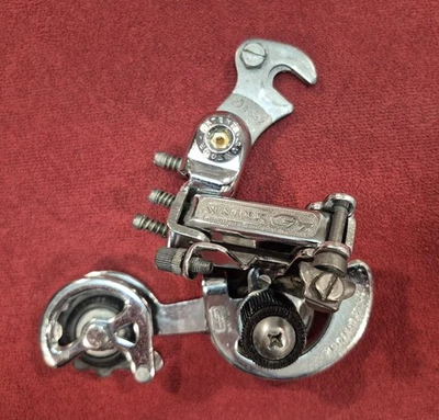 Vintage Suntour GT 5-Speed Long Cage Rear Road Derailleur - Image 1 of 4