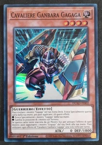 CAVALIERE GANBARA GAGAGA Super Rara in Italiano DUAD-IT002 YUGIOH - Foto 1 di 1