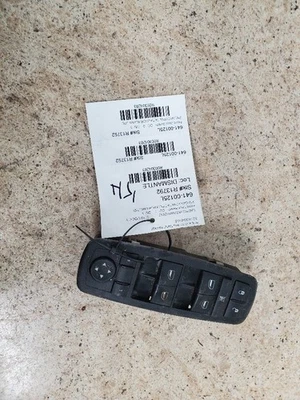 Interruptor de puerta delantera del conductor deportivo para conductor para 08-12 LIBERTY 304283 Foto 1 de 4