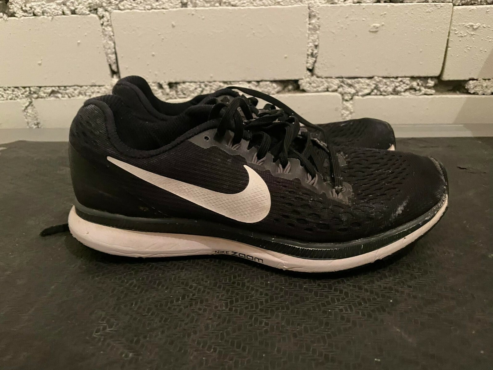 nike pegasus size 7