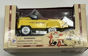 Die Cast Metal Pedal Power 1/10 Scale HEAVY DUTY DUMPTRUCK Pedal Car (NOS) New - Picture 1 of 8