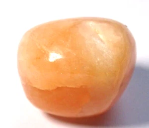 BEAUTIFUL STILBITE CRYSTAL TUMBLESTONE  2.6 x 2.4 cms 18.42 gms #D - Picture 1 of 4