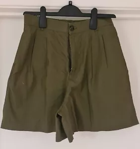 Uniqlo Khaki Green Linen Shorts, Size S - Picture 1 of 6