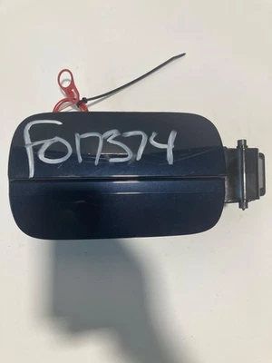 17 18 19 20 21 22 23 24 AUDI A4 Fuel Tank Door — 第 1/4 张图片