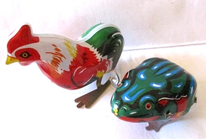 2 Vintage Wind-up JUMPING FROG & Rooster 1980's Working Colorful Graphics - Picture 1 of 3