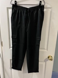 Medium Banana Republic Black Cargo Pants - Picture 1 of 3