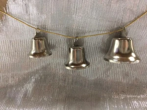 BIRCH CRAFT SILVER JINGLE BELLS PACK OF 25 IDEAL FOR CHRISTMAS : CHOOSE 3 SIZES - Bild 1 von 10