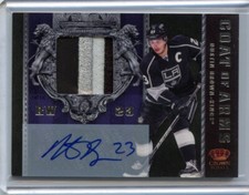 2011 Crown Royale Coat of Arms Dustin Brown 3 Clr Patch & Autograph #08/10