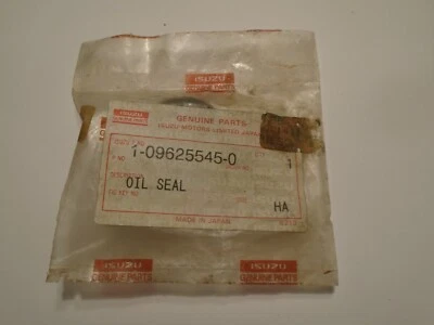 Isuzu Genuine Oil Seal  for Isuzu Truck 1-09625545-0 - Image 1 of 3