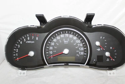 Cuadro de instrumentos velocímetro medidor de panel 06 07 Kia Sedona 155.804 millas Foto 1 de 4