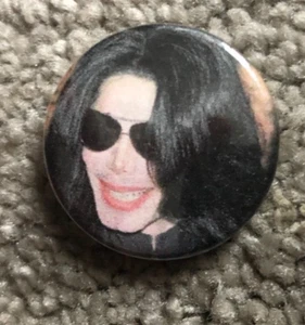 Michael Jackson - MJ 1980's Tour PIN Badge Original King of Pop - New - Picture 1 of 1