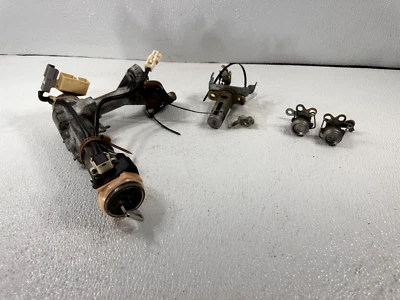 1994-1999 TOYOTA CELICA IGNITION SWITCH W/KEY, DOOR CYLS, & TRUNK LOCK CYL OEM - Image 1 of 4