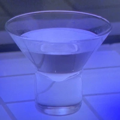 Réplica de vaso Martini de colección Star Trek: The Next Generation replicador utilería Foto 1 de 4