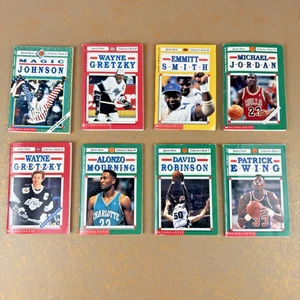 Lot Of 8 Scholastic Sports Shots Collector's Mini Books Michael Jordan Magic - Picture 1 of 11