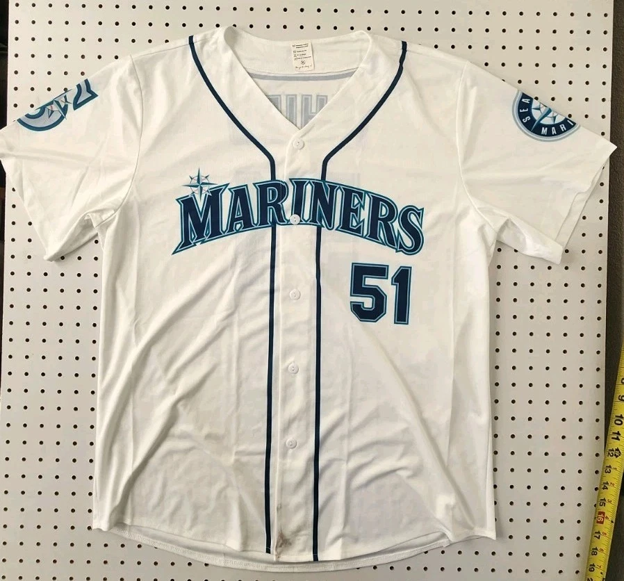 カイトさん専用♥MARINERS ICHIRO 51 サイン入りジャージ カイトさん専用♥MARINERS ICHIRO 51 サイン入りジャージ MARINERS
