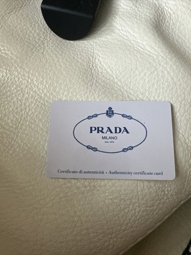Occhiali da sole Prada solo certificato carta di autenticità