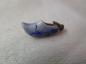 Vintage Silver Charm blue Delft Enamel Shoe - Picture 1 of 3