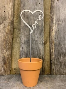 LOVE HEART PLANTA MACETA MACETA DE ESTACA JARDÍN ESPIGA DE ACERO DECORACIÓN DE MADRES DÍA REGALO - Imagen 1 de 2