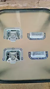 Penn Foundation Hardware Bracketry... Washington, UK - Picture 1 of 3