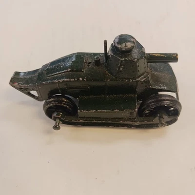 Tootsie Toy No. 4647 Army Tank Renault - Image 1 of 4