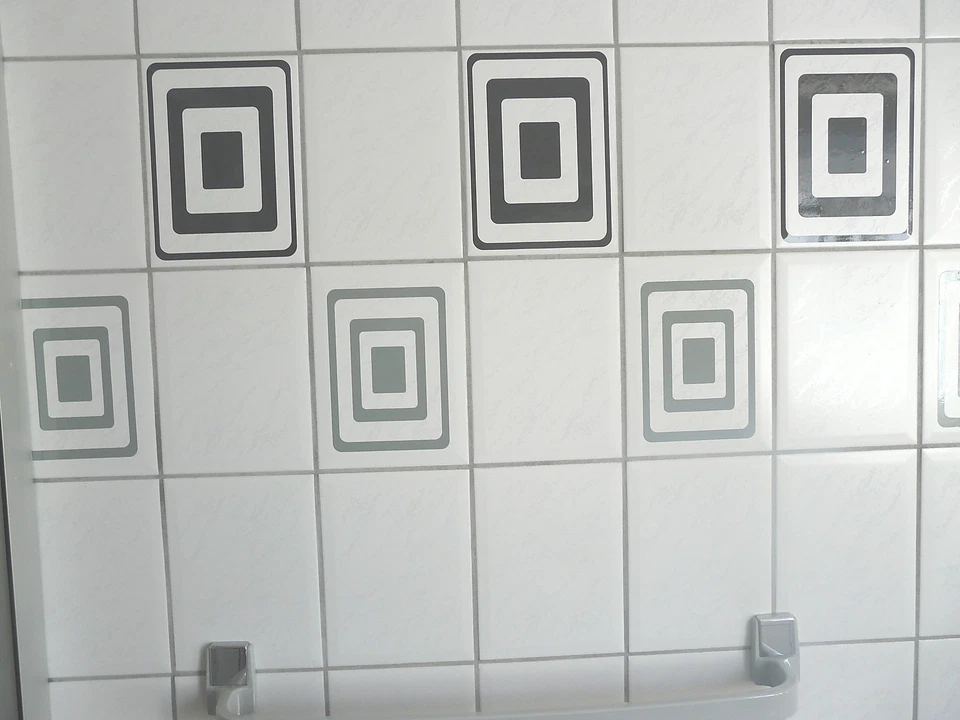 B9 Universal  Fliesendecor, Toiletten, Bad, Tür, Fliesen - Bild 1 von 1