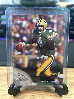 1996 Fleer - #51 Brett Favre - Image 1 of 2