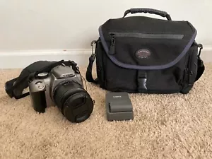 Canon EOS Rebel XT Camera DS126071 with 18-55mm Lens, Battery ,Charger & Bag - Picture 1 of 3