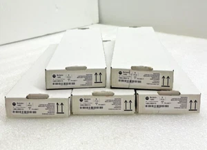 Neu Neu im Karton 5 Schachteln mit 5 (Menge 25) Allen Bradley 1492-M5X10 Ser A Marker - Bild 1 von 3