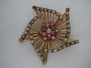 Vintage M&S 1/20 12K GF Art Deco Clear Crystal Pink Center Flower Brooch Pin - Picture 1 of 7