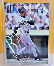 1995 Leaf Limited Bat Patrol #5 Ken Griffey, Jr. NM OR BETTER SHARP CARD
