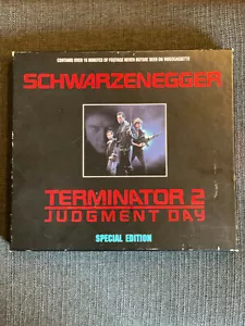Terminator 2 Judgment Day Special Edition 2 VHS Box Director's Cut Letterboxed - Picture 1 of 7