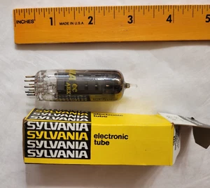 Sylvania electronic tube 6CW5, EL86, made in USA - Picture 1 of 7