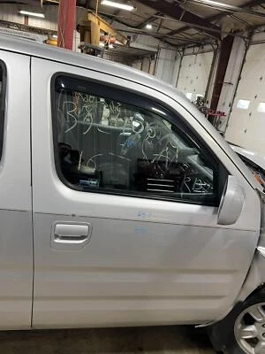 06-14 PUERTA ELÉCTRICA DELANTERA DERECHA PASAJERO HONDA RIDGELINE ALABASTRO PLATA SI Foto 1 de 4