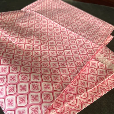 Surrounded by Love For Moda by Deb Strain 6 Continuous Yards of Fabric Cotton  - Image 1 of 4