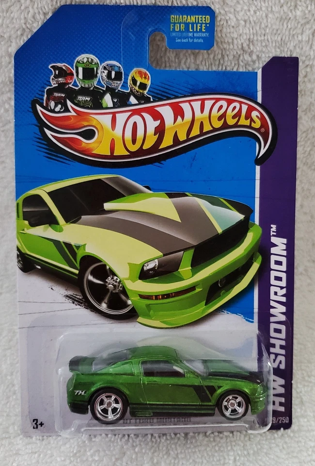 Hot Wheels Star Trek 2013 USS Enterprise X2