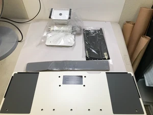 Bandeja de teclado y ratón Humanscale HSKBS0514 negra montaje ajustable -NUEVA - Imagen 1 de 2