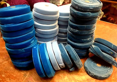 vintage 5/8" velvet ribbon 3yds made in England - Image 1 of 3