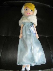 Disney Store Plüsch Aschenputtel) mit Umhang Medium 19 Zoll Neu mit Etikett - Bild 1 von 4