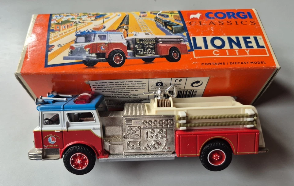 CORGI CLASSICS 1:50 SCALE 52002 MACK CF PUMPER FIRE ENGINE LIONEL CITY BOXED - Image 1 of 2