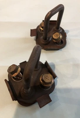 Anclaje de pared trasero Toyota Van 1984-1989  Foto 1 de 4