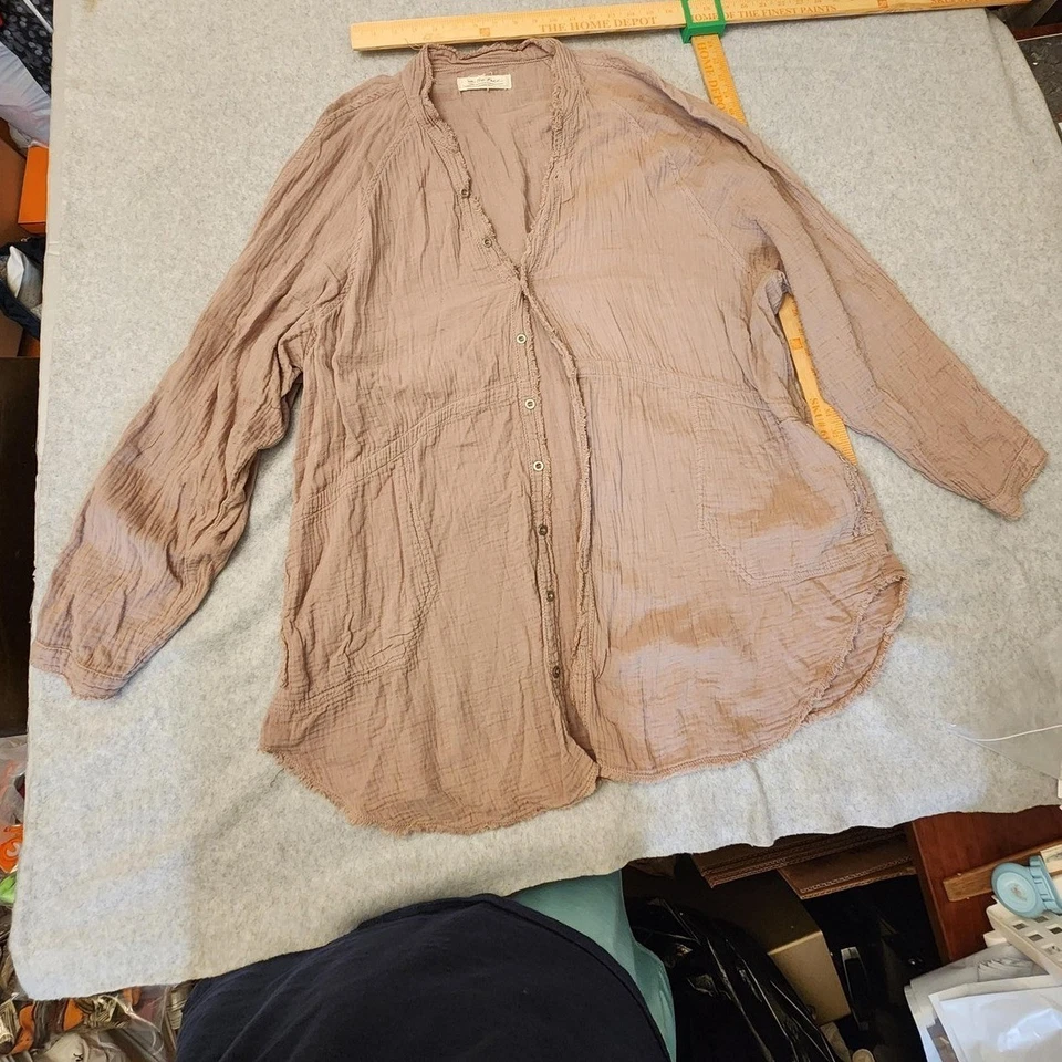We The Free Shirt Womens Large Brown Crinkle Button Down Blouse Pocket Boho - Image 1 of 4