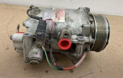 Compresor de aire acondicionado Honda CR-V 2007-2010 OEM Foto 1 de 2