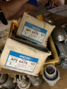 Spina accoppiamento Eaton Crouse-Hinds Cooper APJ6475 Arktite 60 Amp nuova con scatola - Foto 1 di 9